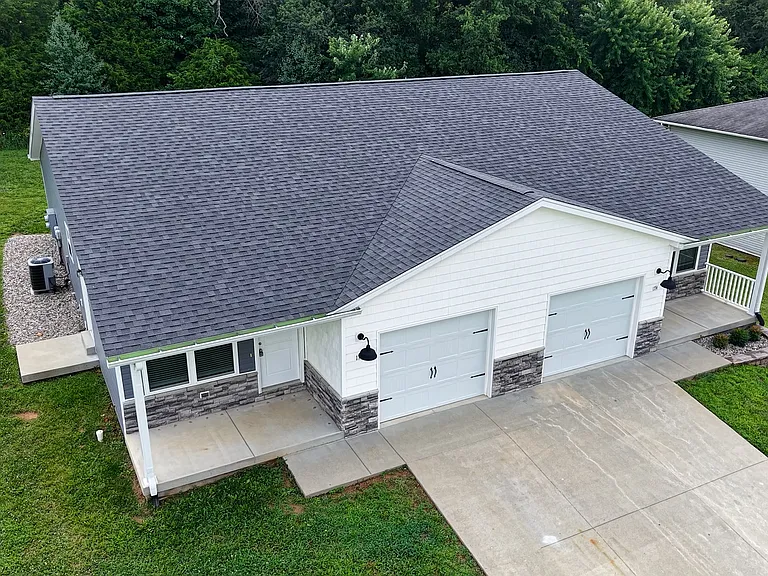 174 Creekvale Dr #A — Photo 1