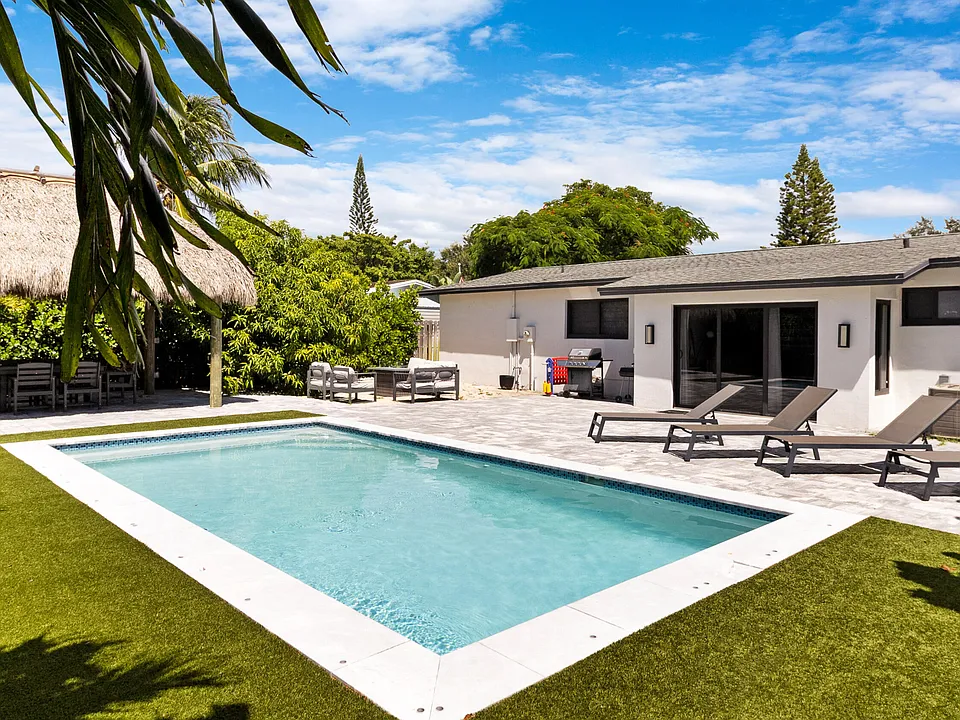 112 SE 14th St