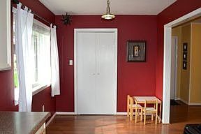5th image of 3512 Hillcrest Cir