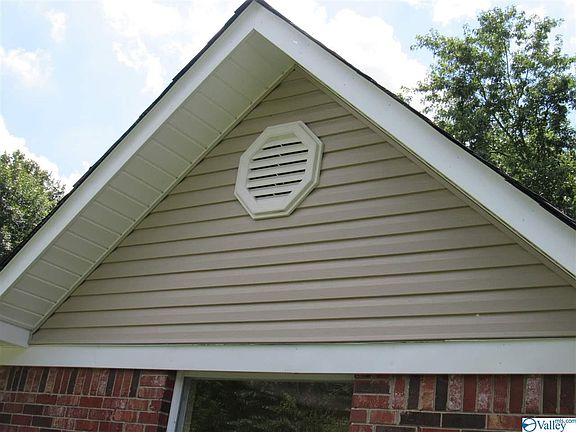 4th image of 9717 Wallwood Dr