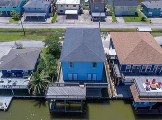 106 Bayou Vista Dr, Hitchcock, TX 77563