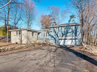 157 Crest St, Wethersfield, CT 06109