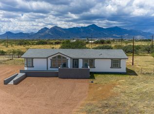 10490 S Smith Ave, Hereford, AZ 85615