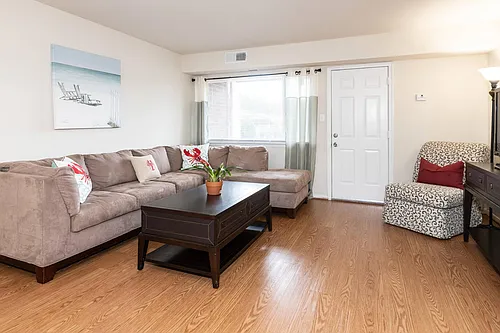 Patriot Pointe Apartments Photo 1