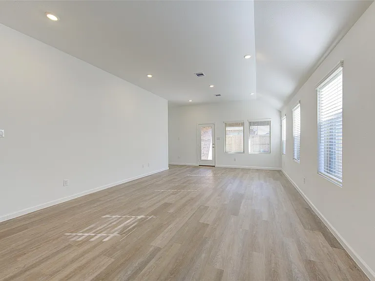 30347 Tall Fescue Dr — Photo 27