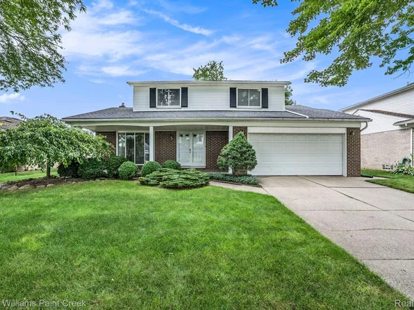 2329 Mellowood Dr, Sterling Heights, MI 48310