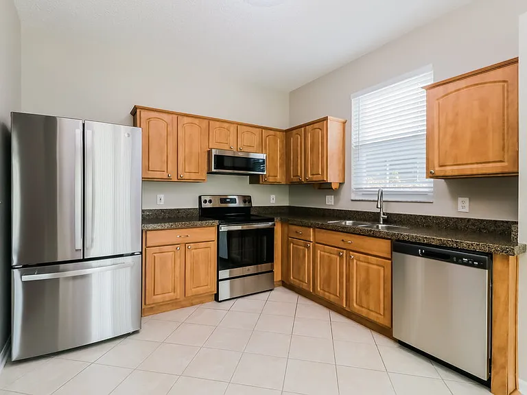 10324 Goldenbrook Way — Photo 7