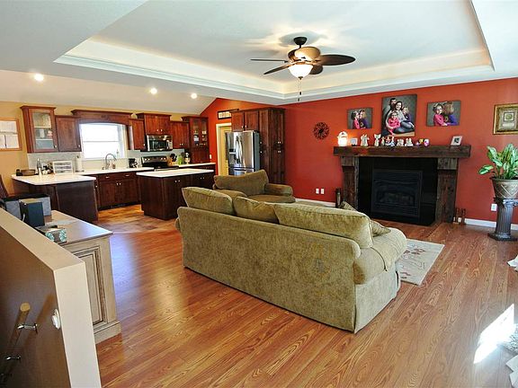 2nd image of 191 Alenah Ln