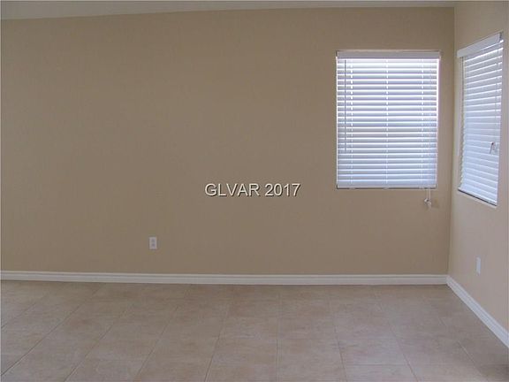 4th image of 1574 Dusty Canyon St