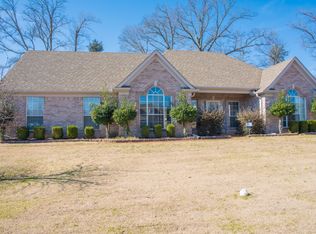 65 Country Brook Dr, Oakland, TN 38060