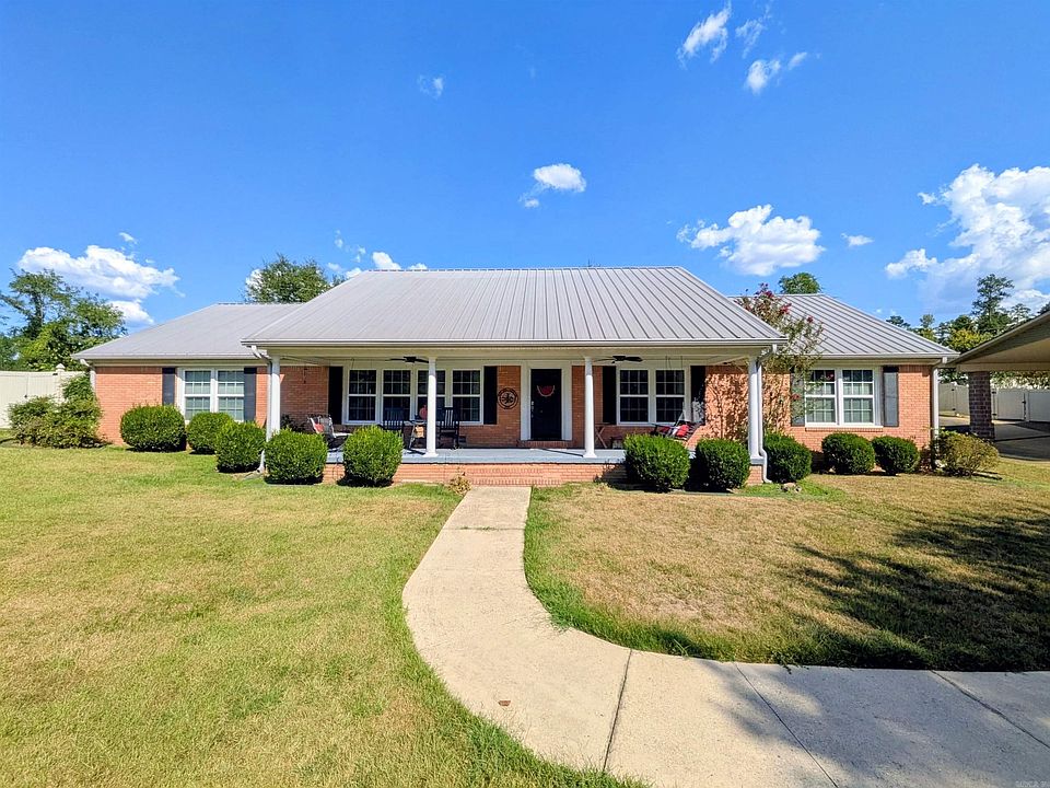 1st image of 963 Ridgeview Rd