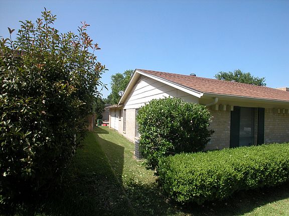 sideyard
