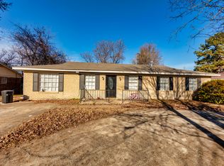 2600 Deerfield Ln, Northport, AL 35473