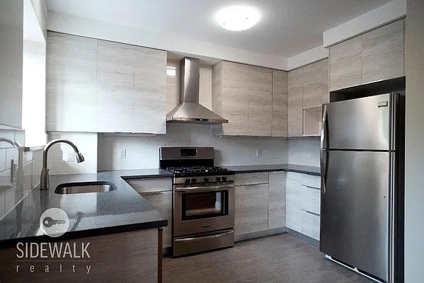 Rented by Sidewalk Realty LLC | media 19