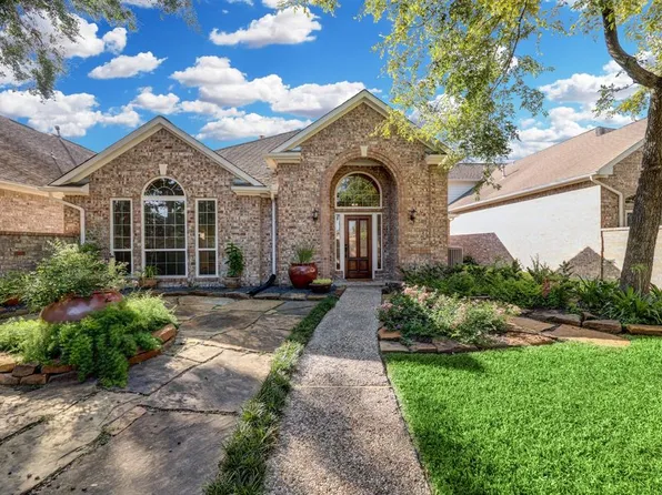 5022 Coral Gables Dr, Houston, TX 77069