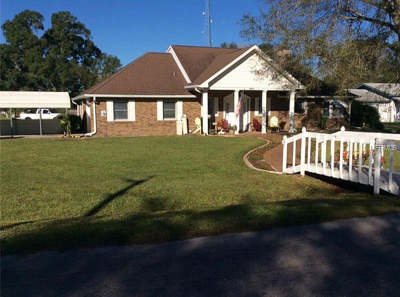 1st image of 805 N Robert Ave