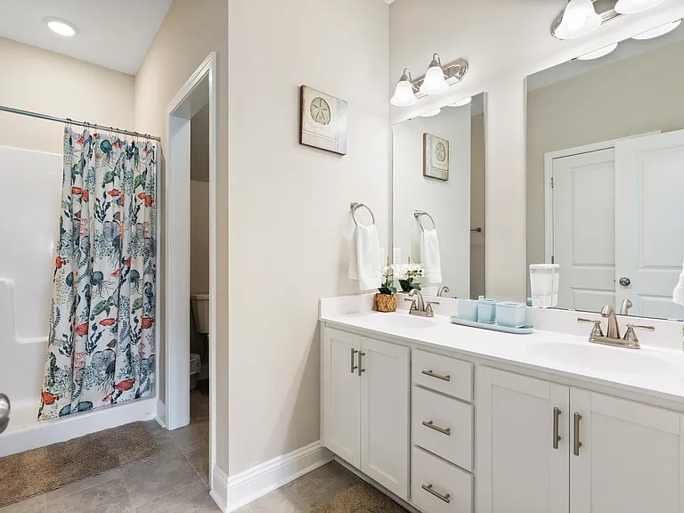124 Bridge Point Cir — Photo 24
