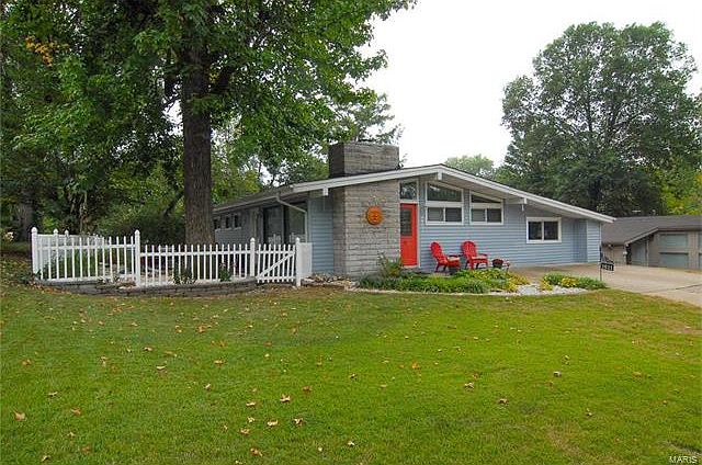 1st image of 1611 Liggett Dr #N