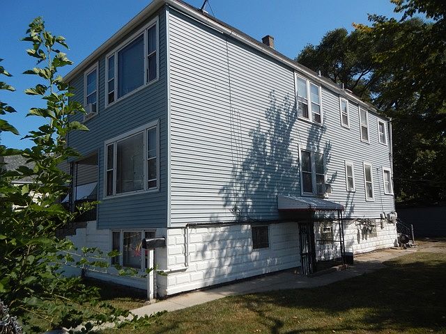 2nd image of 5543 S Seeley Ave