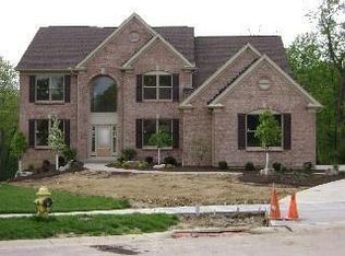 10 Stream Ridge Ln, Anderson Township, OH 45255