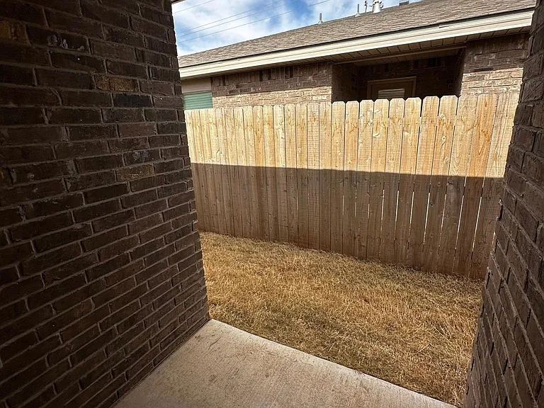 3404 Tiffin Ave #B — Photo 15