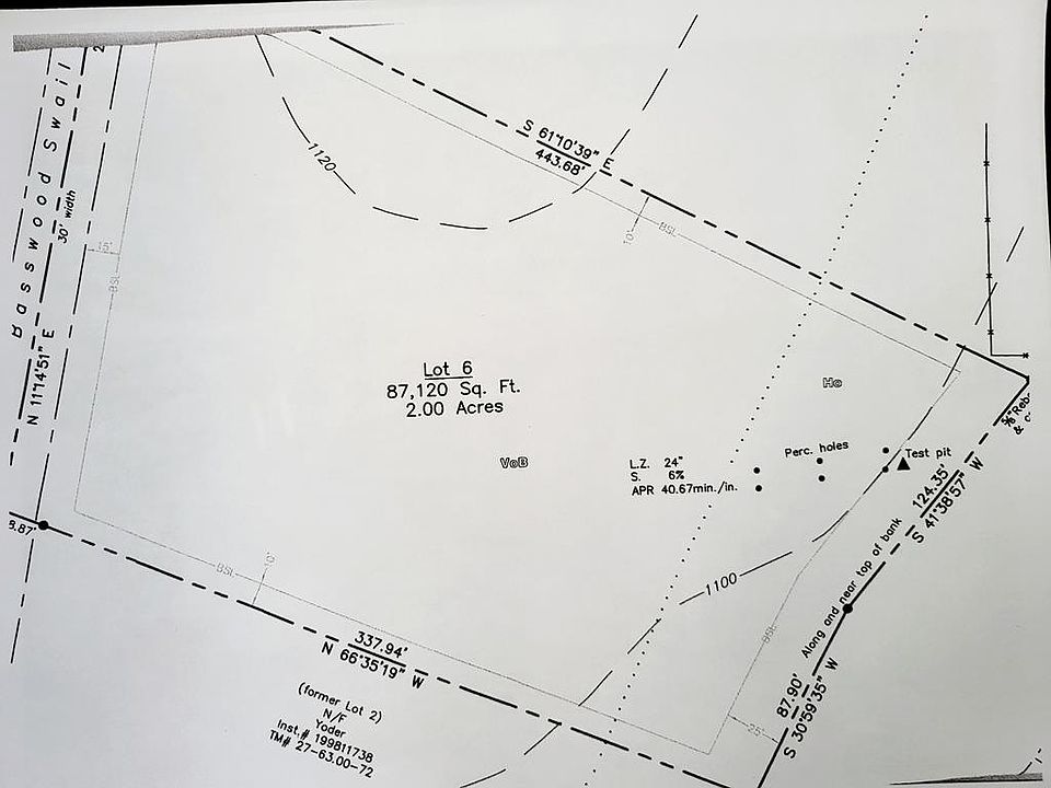 2nd image of 1460 Basswood Swail Rd