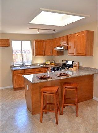 5th image of 7571 Bonniewood Ln
