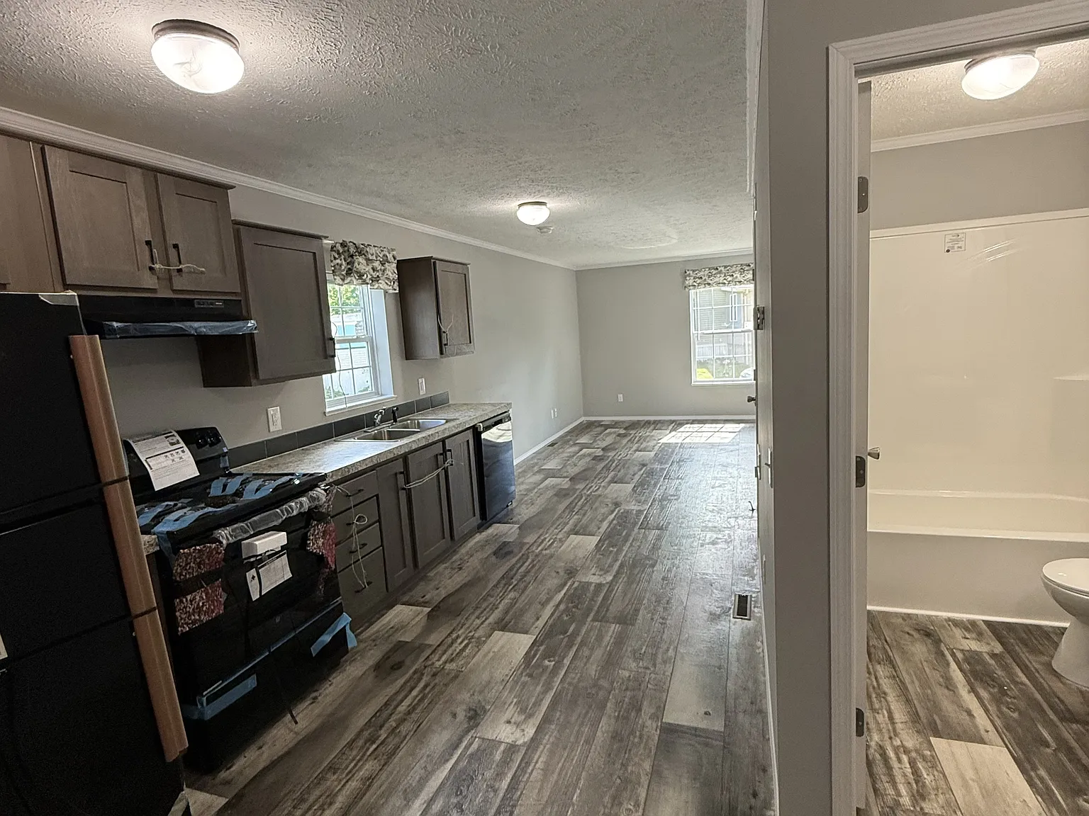 Maple Court MHP - 42 — Photo 1