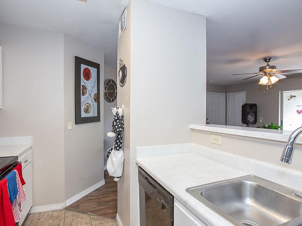 1st image of 4716 Walden Cir #31