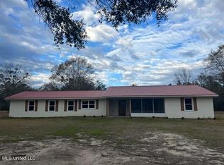 26305 Ivy Emerson Rd, Lucedale, MS 39452