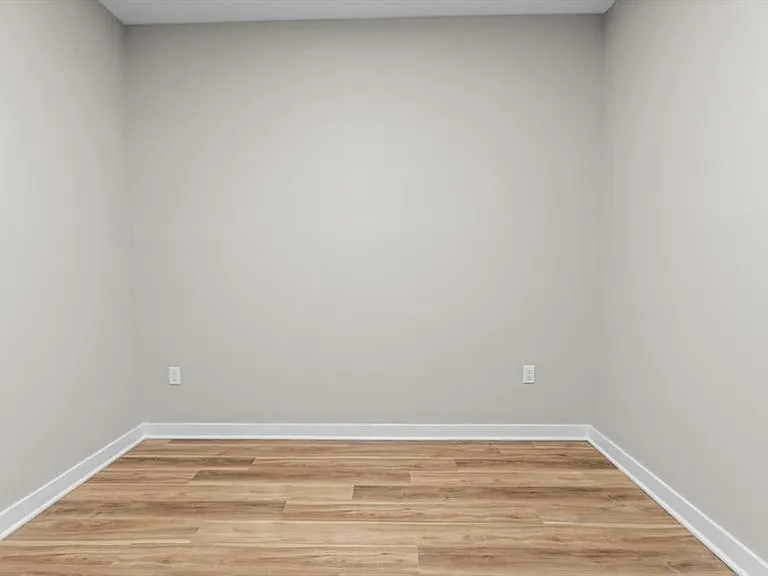 475 Communipaw Ave #409 — Photo 37