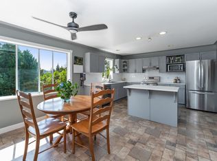 505 Windthrop Rd, Colwood, BC V9C 3B6