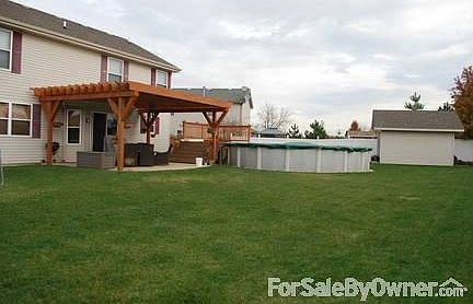 3rd image of 126 Bushthorn Dr