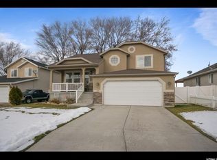 104 W Settlement Cir, Midvale, UT 84047