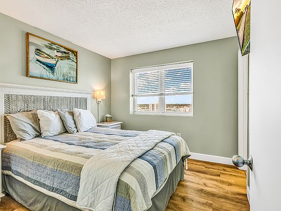 5th image of 1700 N Ocean Blvd #1251