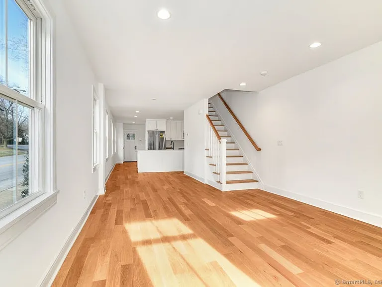 54 Main St — Photo 7