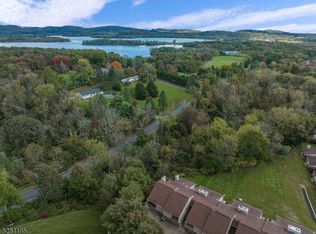 4 Westway #3304, Clinton, NJ 08809