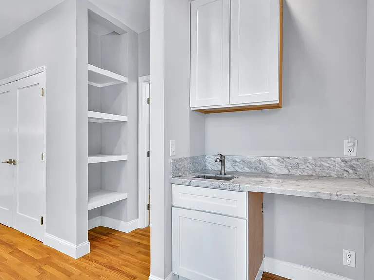 1275 S Cloverdale Ave #1 — Photo 20