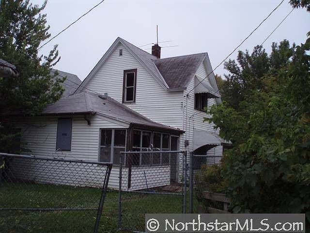 2nd image of 481 Brainerd Ave