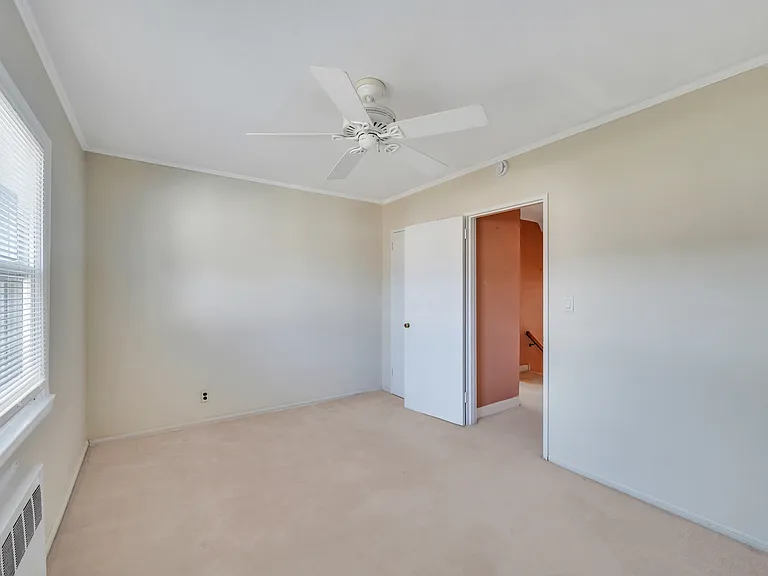 99 Dean St — Photo 21