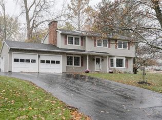 1 Windy Hill Cir, Fairport, NY 14450