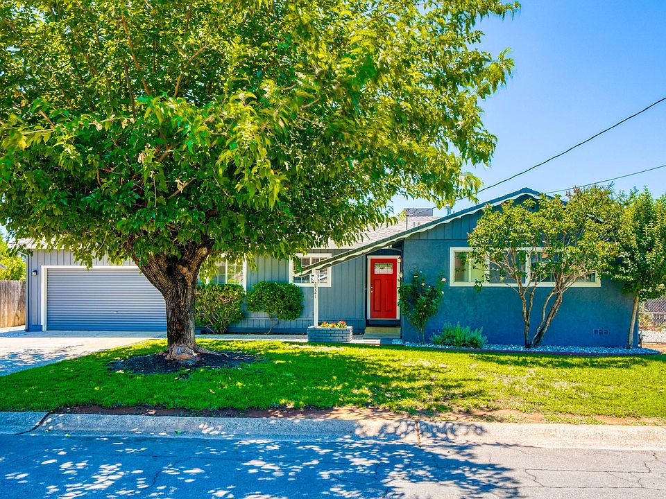 1st image of 2521 Belladonna St