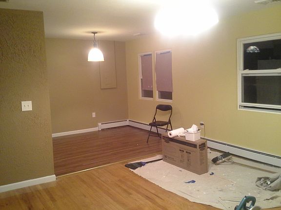 3rd image of 182 Titus Ave
