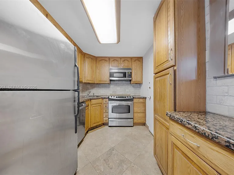 1865 79th Street Cswy #12D — Photo 16