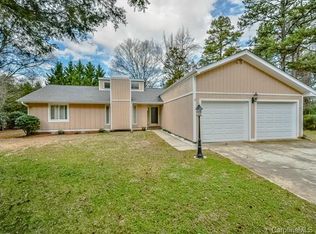 9800 Carlsbad Rd, Charlotte, NC 28270