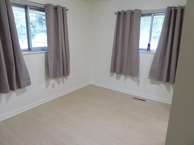 3400 E Locust St — Photo 15