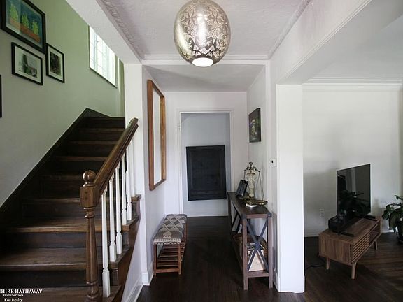 5th image of 1162 Grayton St