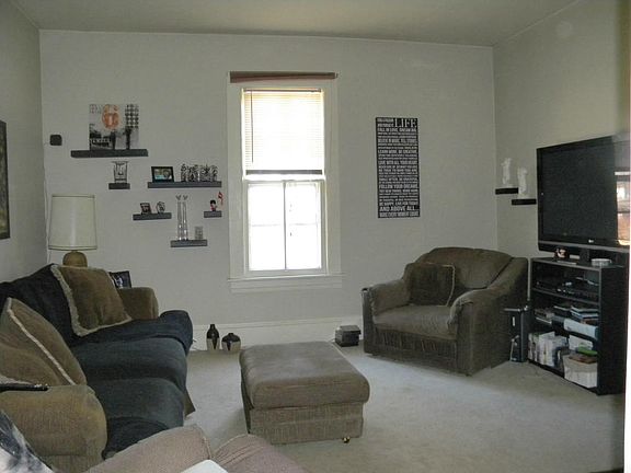 4th image of 803 Kilgore Ave NE