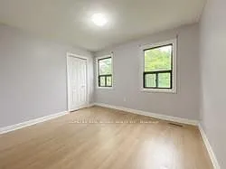 11951 Yonge St — Photo 13
