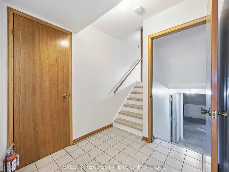 49 Sentinel Rd #B — Photo 8